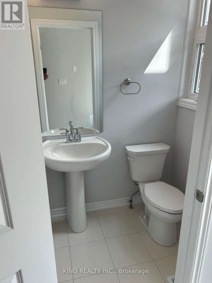 35 - 5672 Dorchester Road, Niagara Falls, Ontario  L2G 5S3 - Photo 34 - X12531610