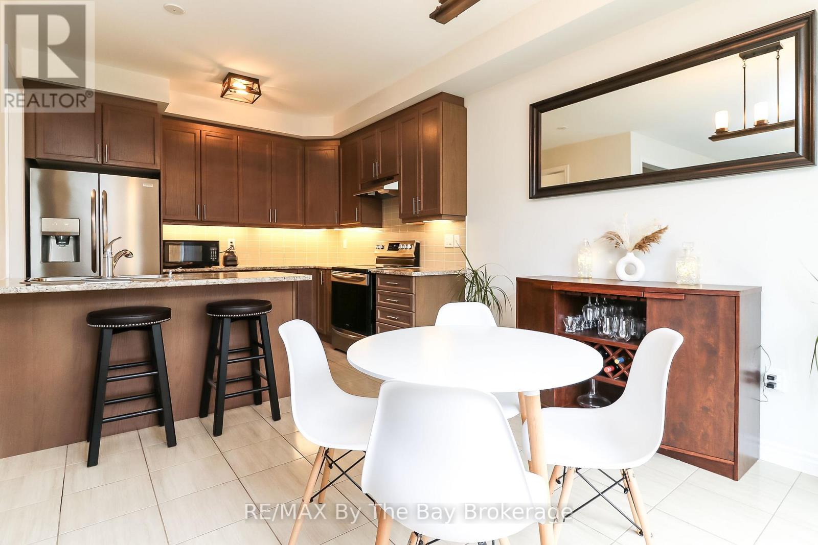 97 Tracey Lane, Collingwood, Ontario  L9Y 3Z6 - Photo 6 - S12531664