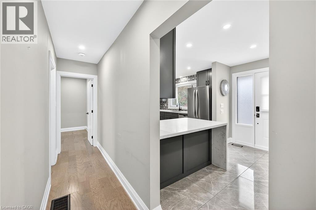 2298 Fassel Avenue, Burlington, Ontario  L7R 3P3 - Photo 21 - 40785804