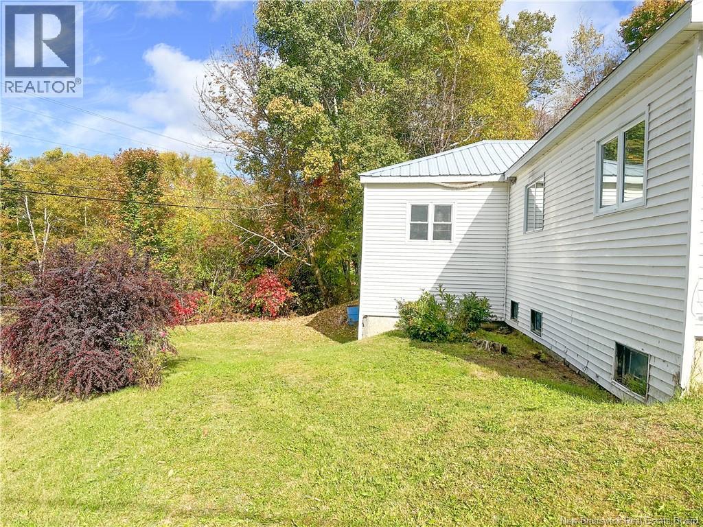 90 Parker Road, Northampton, New Brunswick  E7N 1A9 - Photo 4 - NB129832