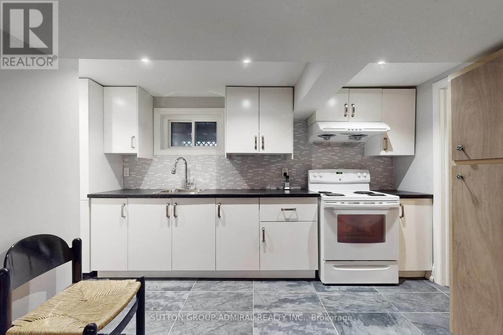 3 Regatta Crescent, Toronto, Ontario  M2R 2X7 - Photo 31 - C12531650