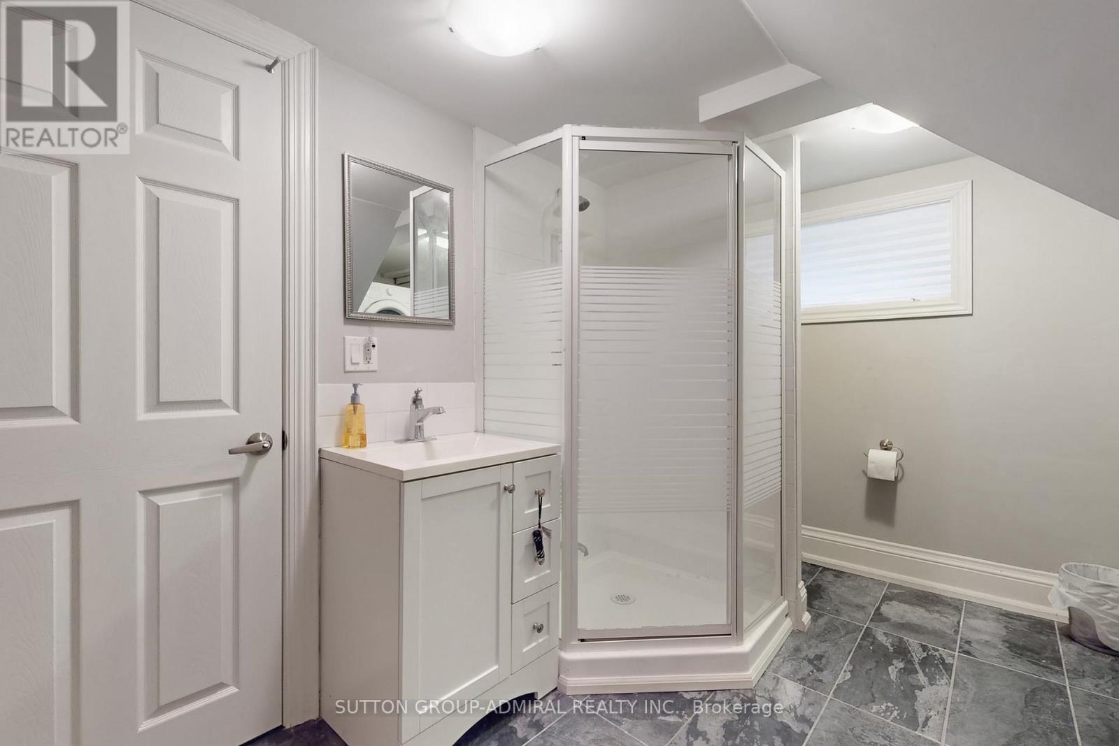 3 Regatta Crescent, Toronto, Ontario  M2R 2X7 - Photo 36 - C12531650