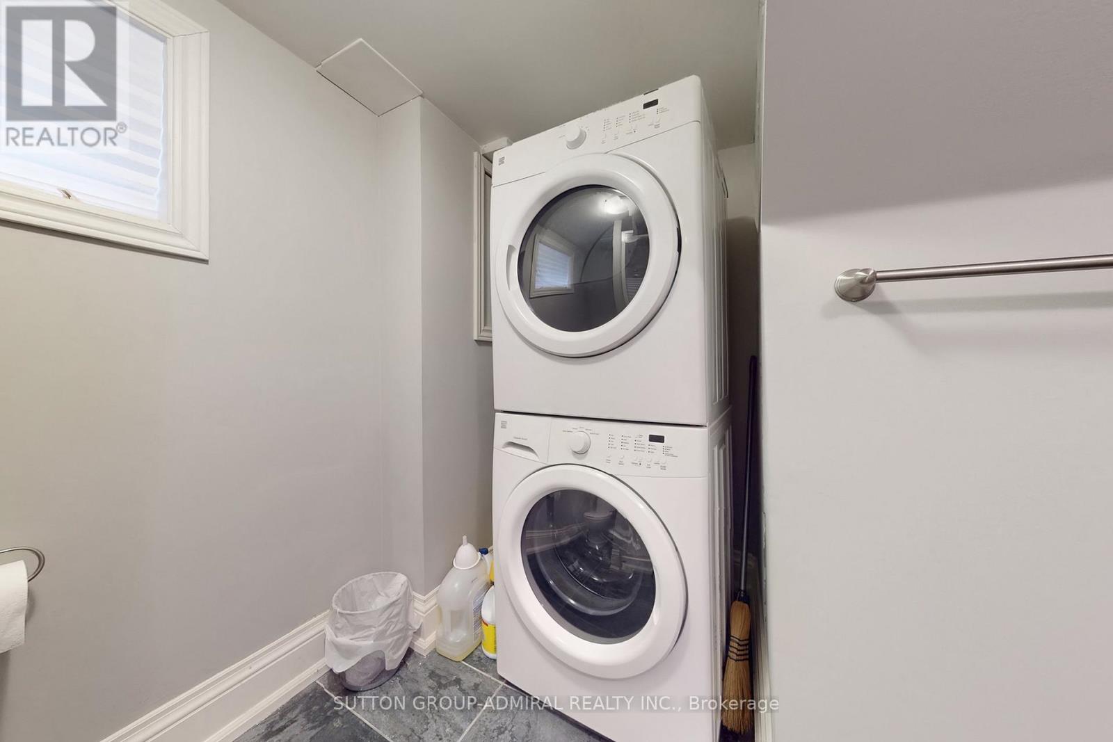 3 Regatta Crescent, Toronto, Ontario  M2R 2X7 - Photo 37 - C12531650