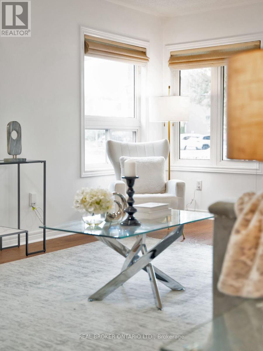 462 Staines Road, Toronto, Ontario  M1X 2B9 - Photo 7 - E12531632