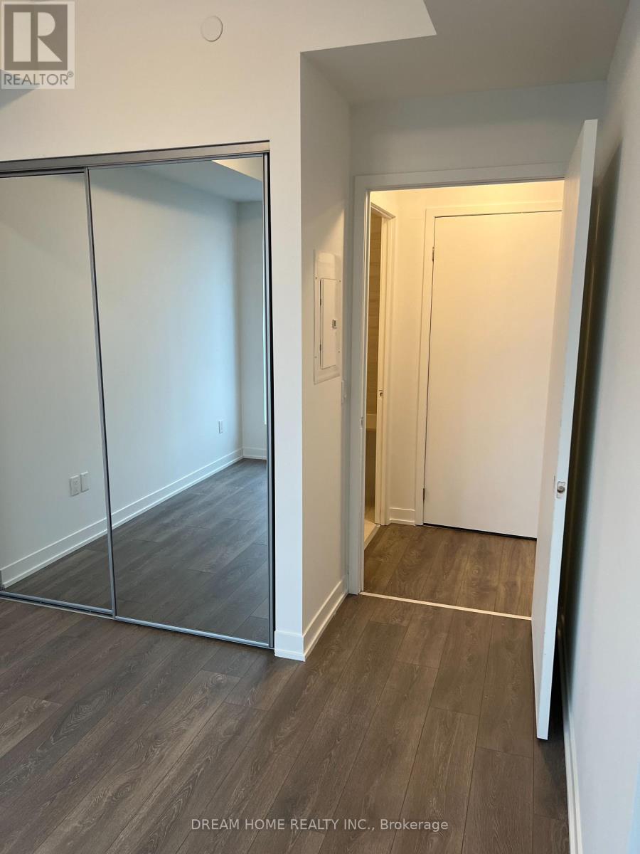 806 - 474 Caldari Road, Vaughan, Ontario  L4K 0R5 - Photo 5 - N12531620