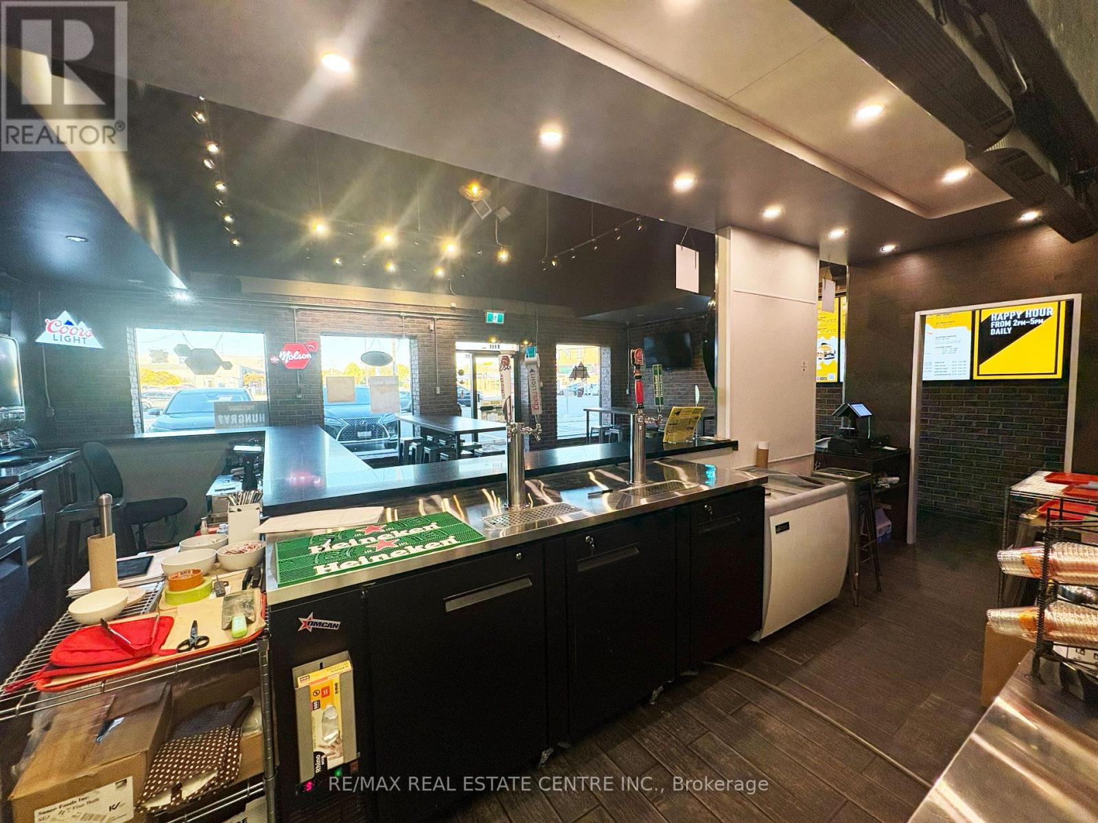 E110 - 676 Appleby Line, Burlington, Ontario  L7L 6J9 - Photo 14 - W12531612