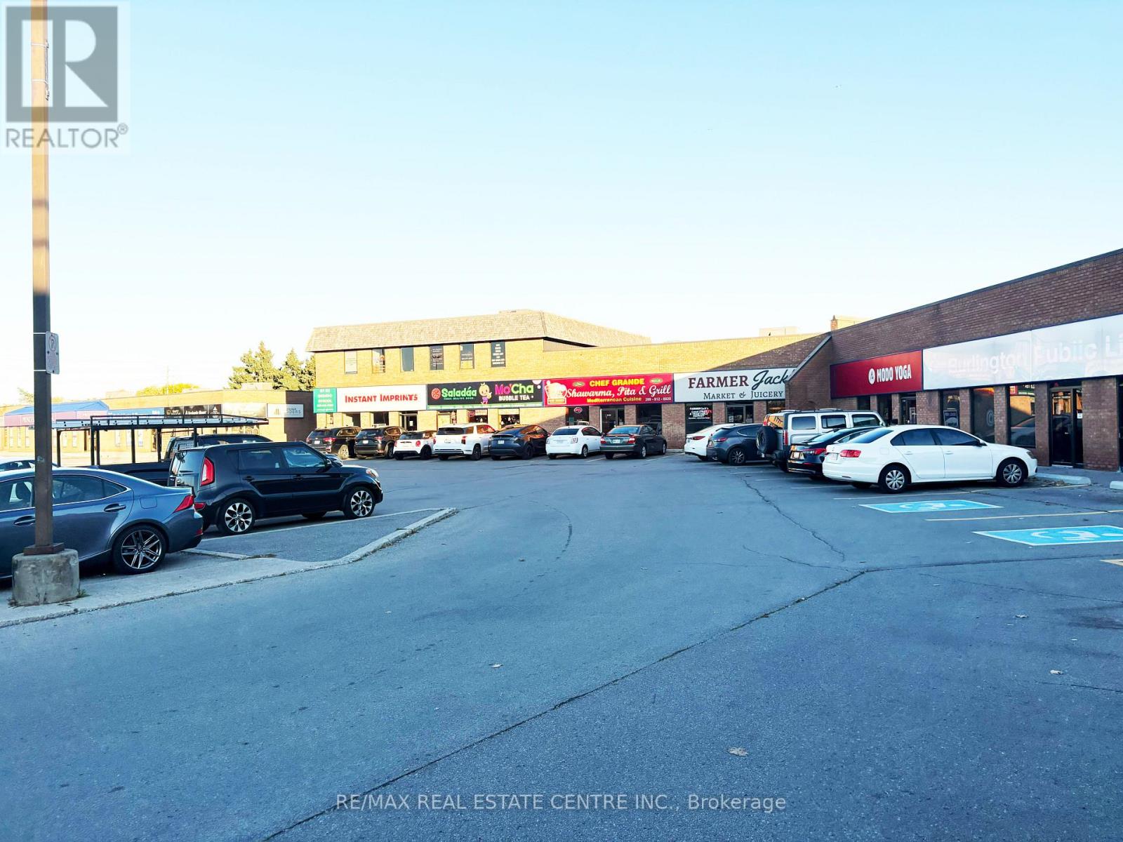 E110 - 676 Appleby Line, Burlington, Ontario  L7L 6J9 - Photo 23 - W12531612