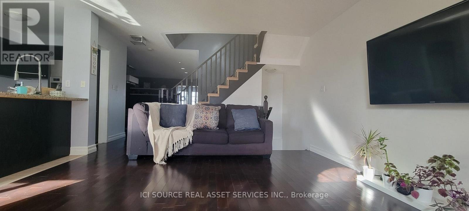 3892 Arbourview Terrace, Mississauga, Ontario  L5M 7B7 - Photo 16 - W12531626