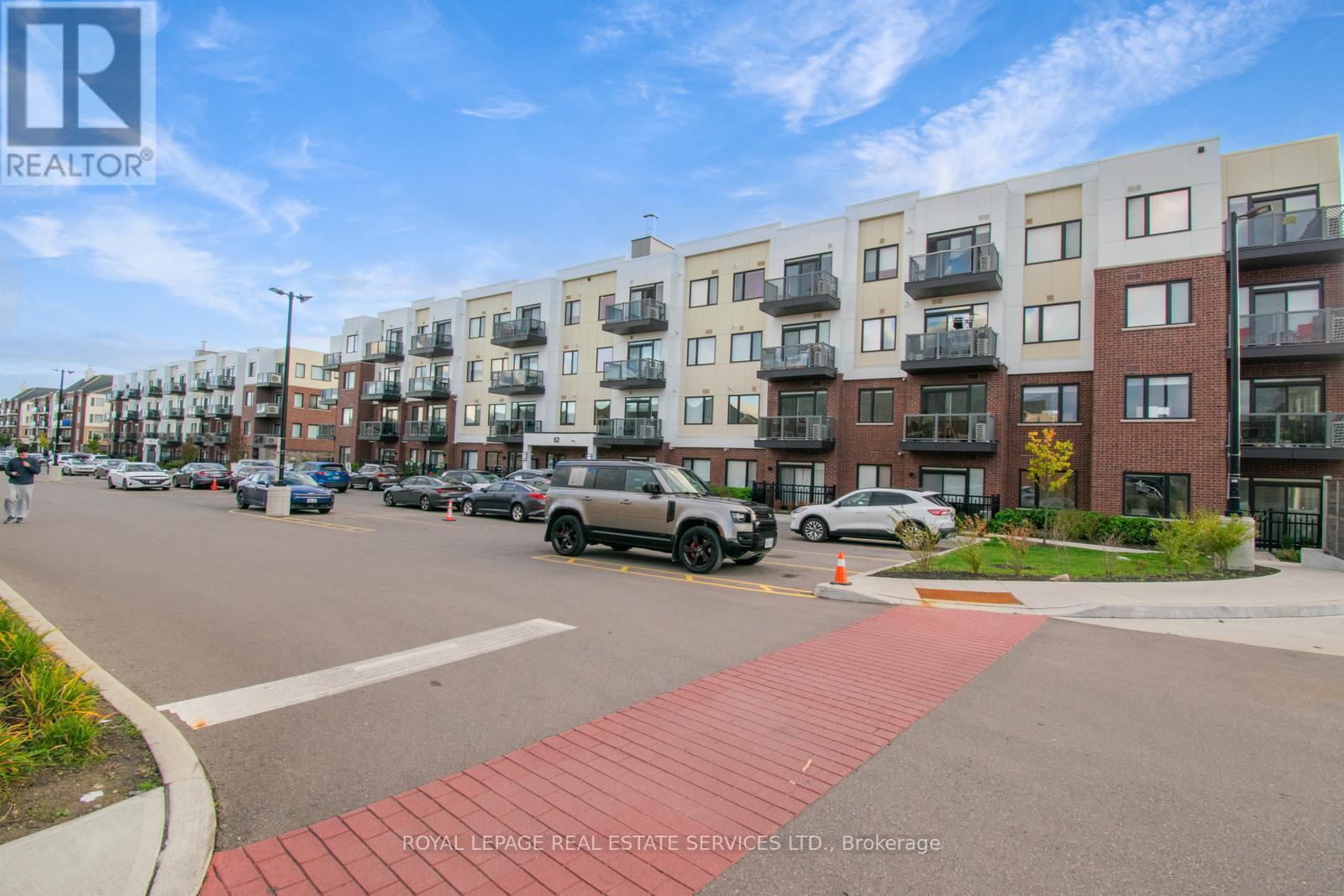 13 - 62 Sky Harbour Drive, Brampton, Ontario  L6Y 0C1 - Photo 5 - W12531634