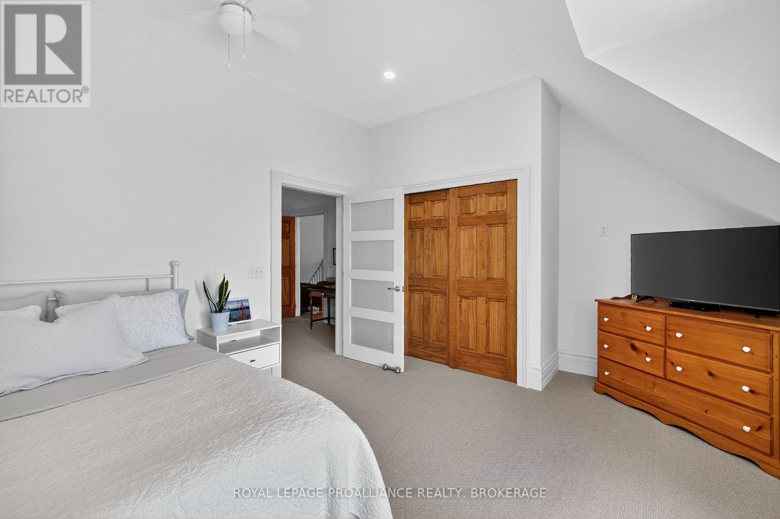 147 1000 Island Parkway, Leeds And The Thousand Islands, Ontario  K7G 2V4 - Photo 28 - X12531712