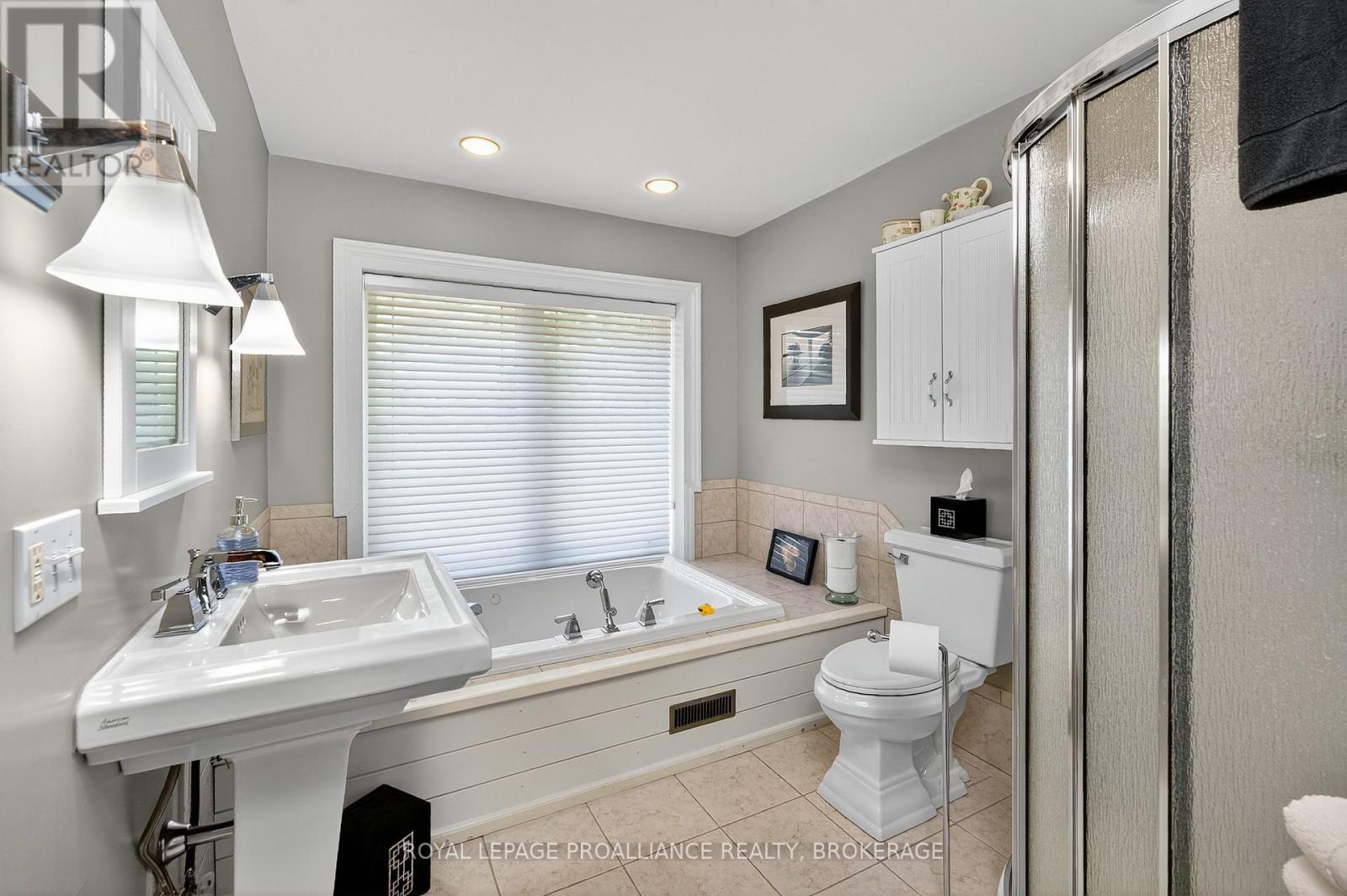 147 1000 Island Parkway, Leeds And The Thousand Islands, Ontario  K7G 2V4 - Photo 29 - X12531712