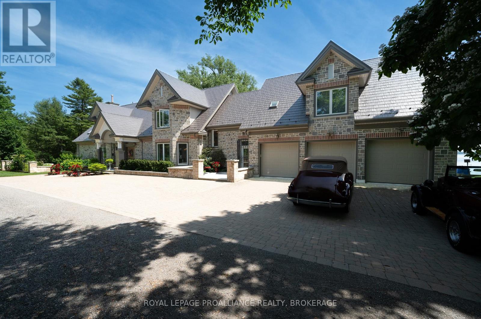 147 1000 Island Parkway, Leeds And The Thousand Islands, Ontario  K7G 2V4 - Photo 3 - X12531712