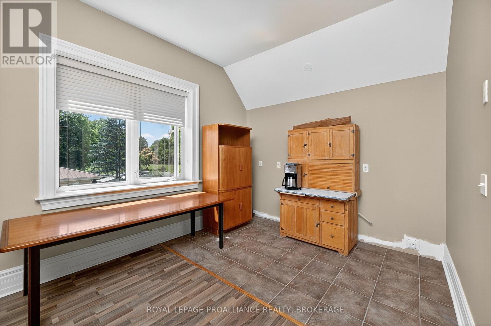 147 1000 Island Parkway, Leeds And The Thousand Islands, Ontario  K7G 2V4 - Photo 42 - X12531712