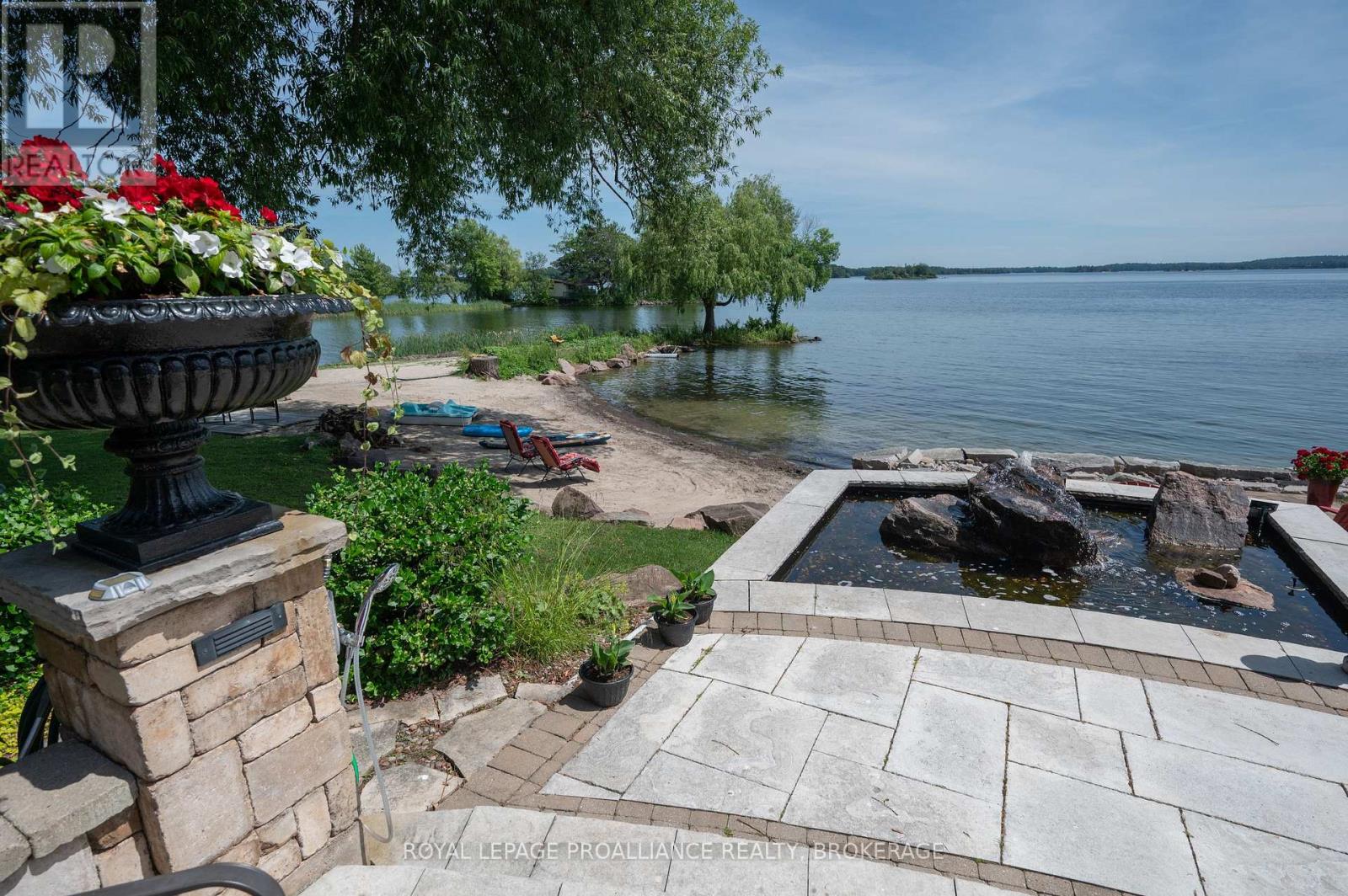 147 1000 Island Parkway, Leeds And The Thousand Islands, Ontario  K7G 2V4 - Photo 45 - X12531712