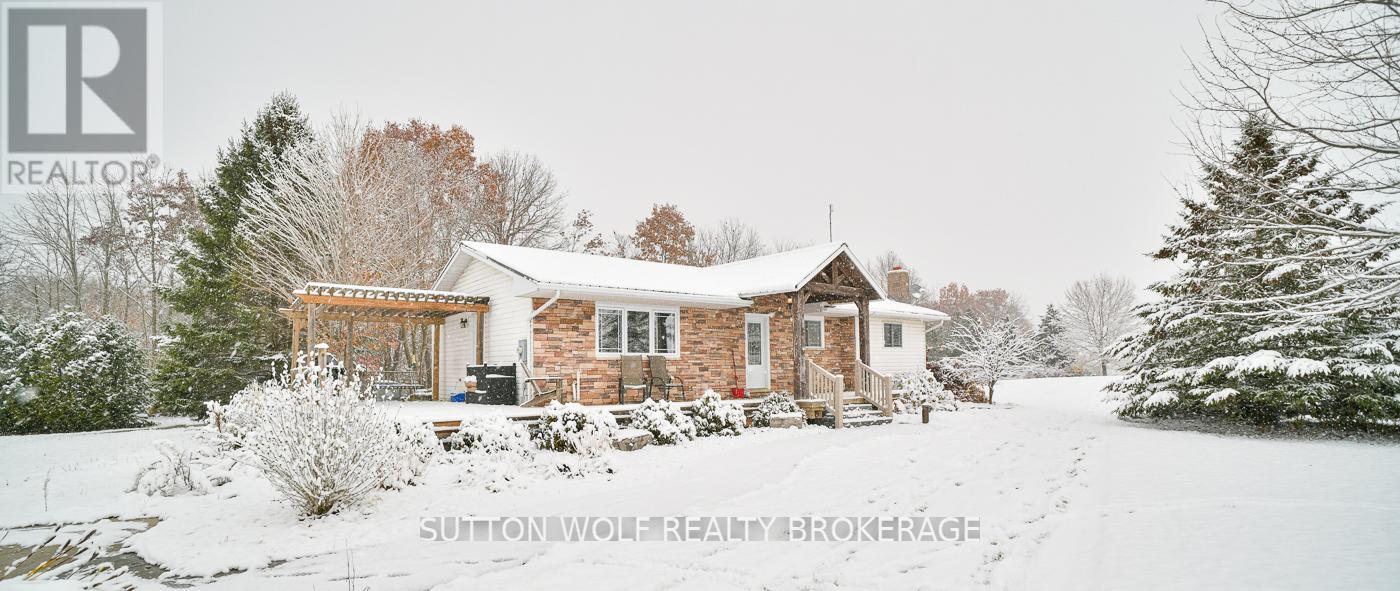 1920 MELWOOD ROAD, Adelaide Metcalfe, Ontario