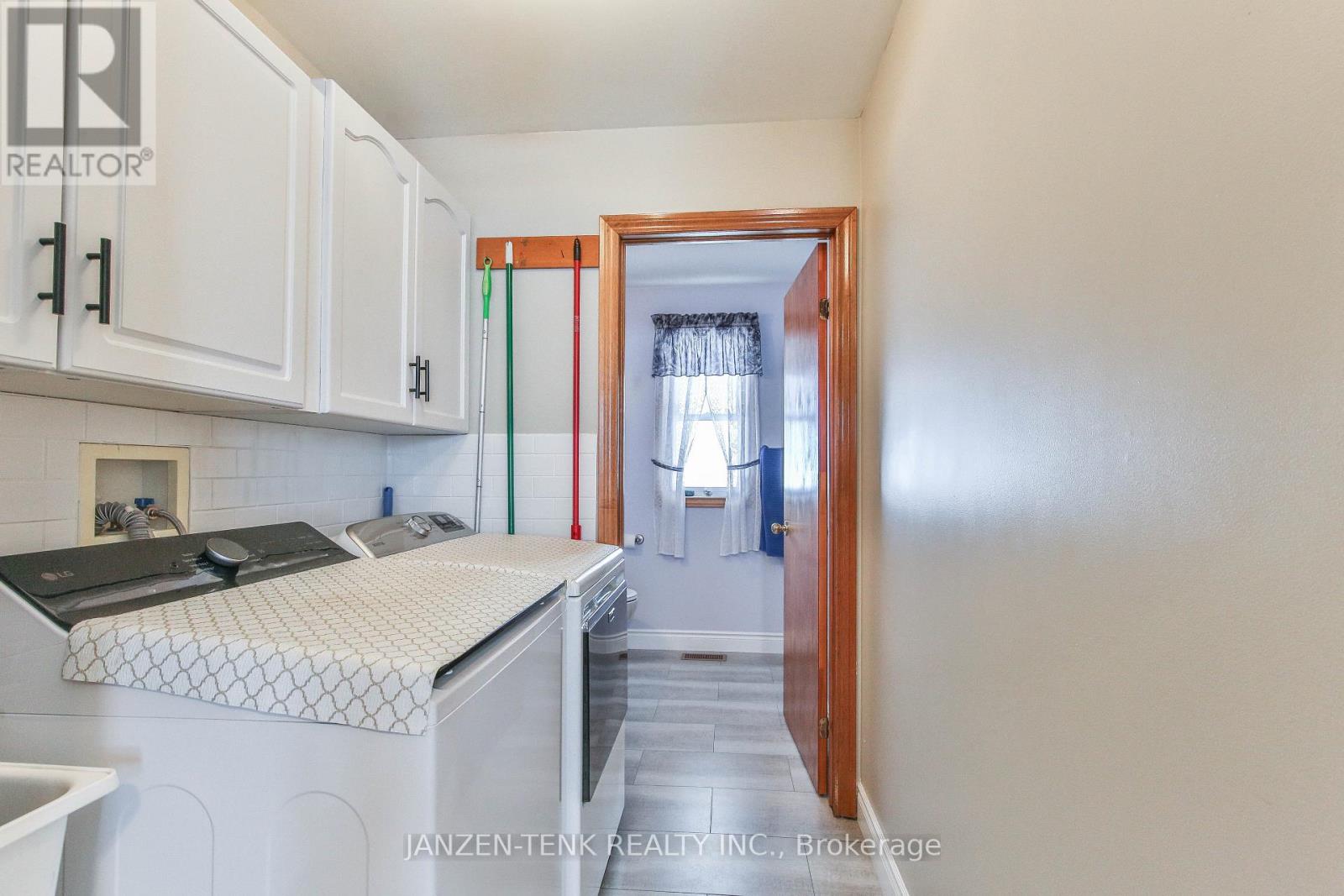 1728 1st Concession Road, Norfolk, Ontario  N0E 1G0 - Photo 28 - X12531710