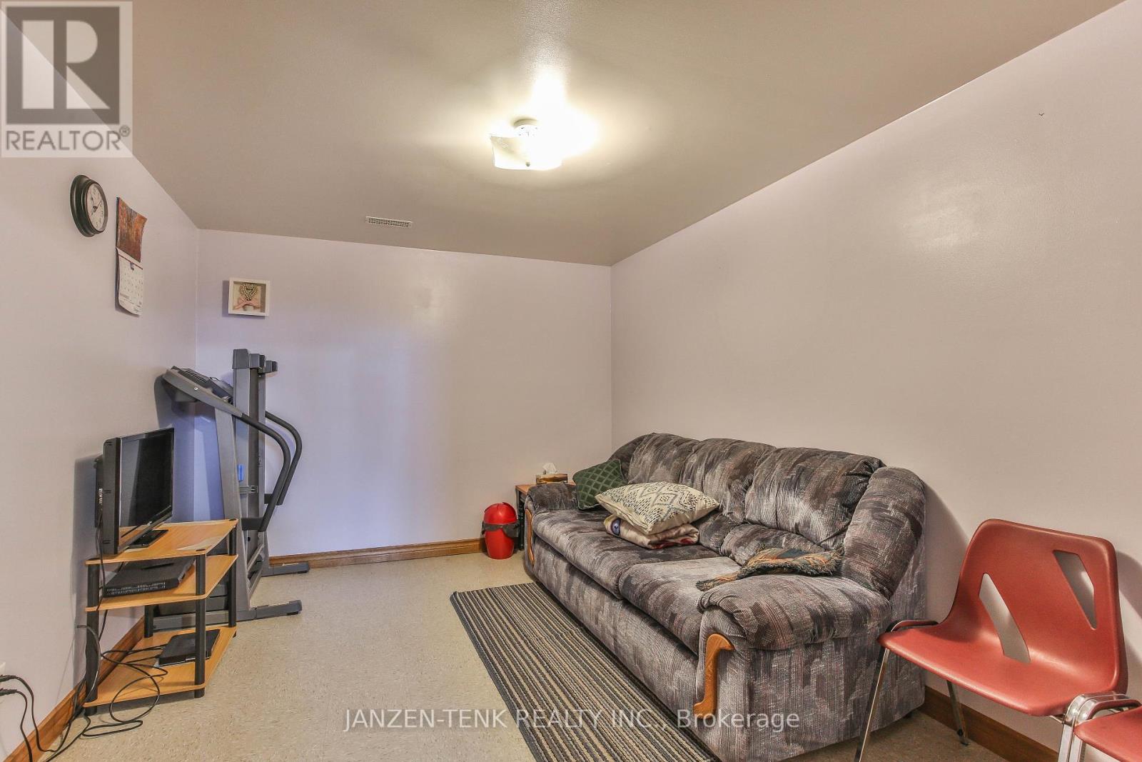 1728 1st Concession Road, Norfolk, Ontario  N0E 1G0 - Photo 33 - X12531710