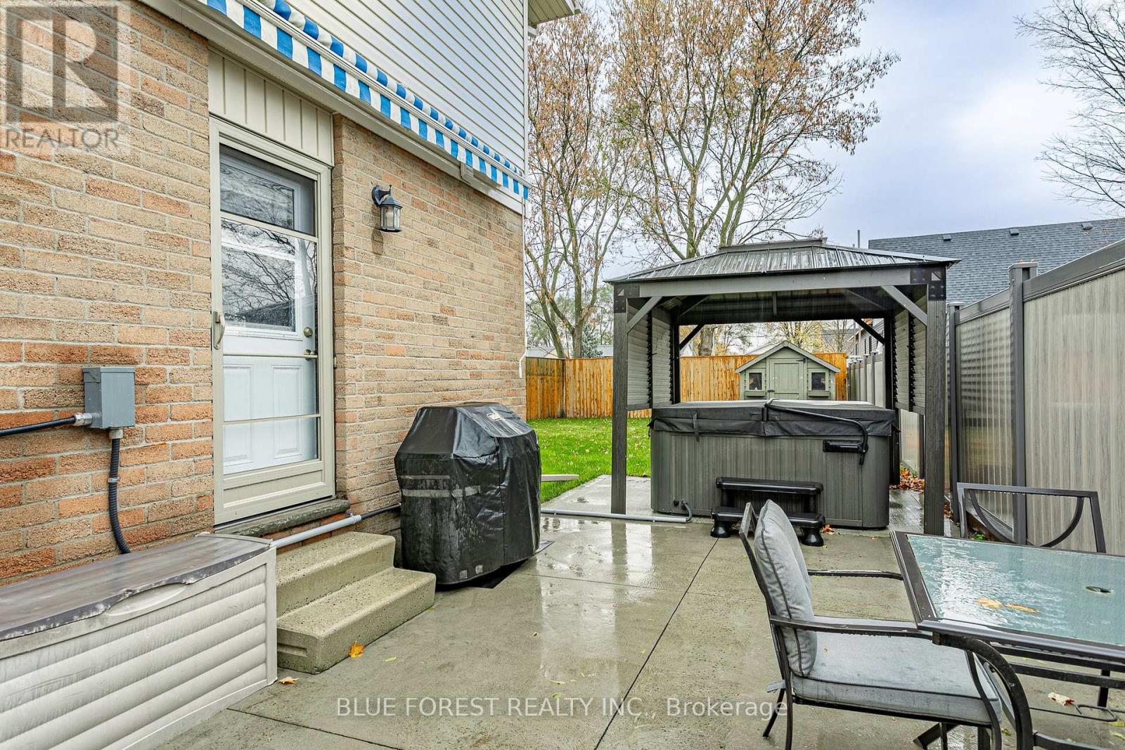 4167 Hamilton Road, Thames Centre, Ontario  N0L 1G2 - Photo 19 - X12531716