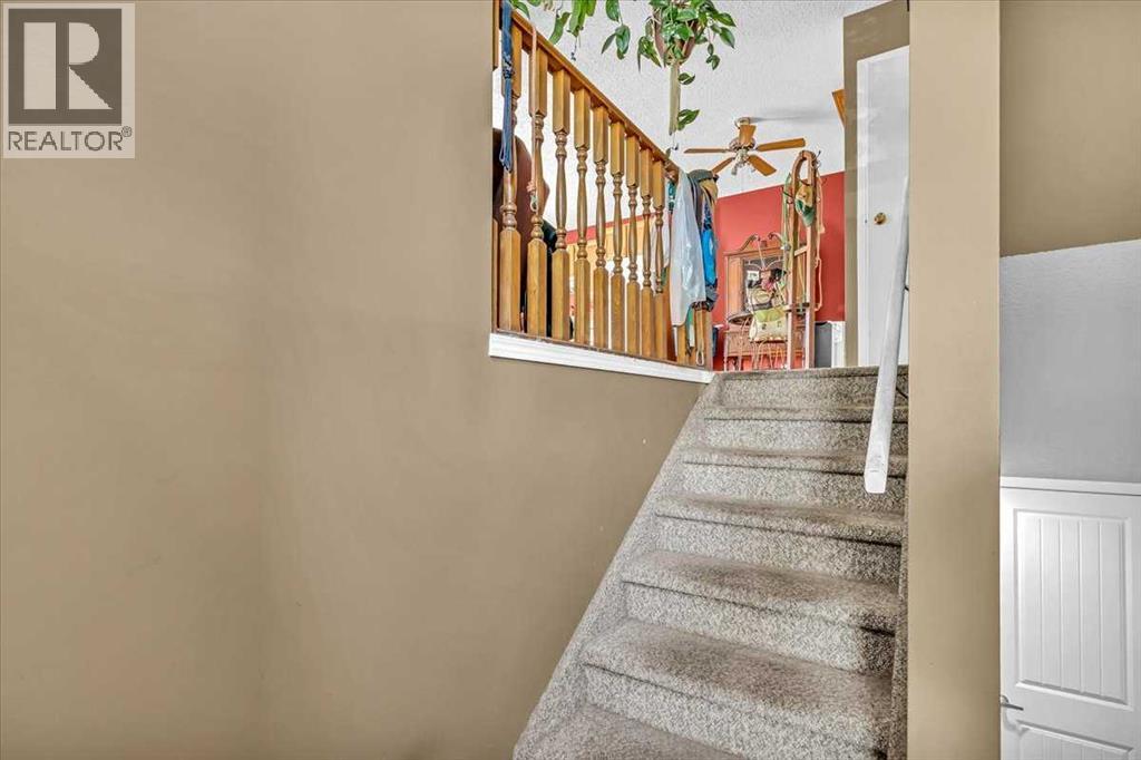 201 4 Avenue Se, High River, Alberta  T1V 1G8 - Photo 2 - A2257605