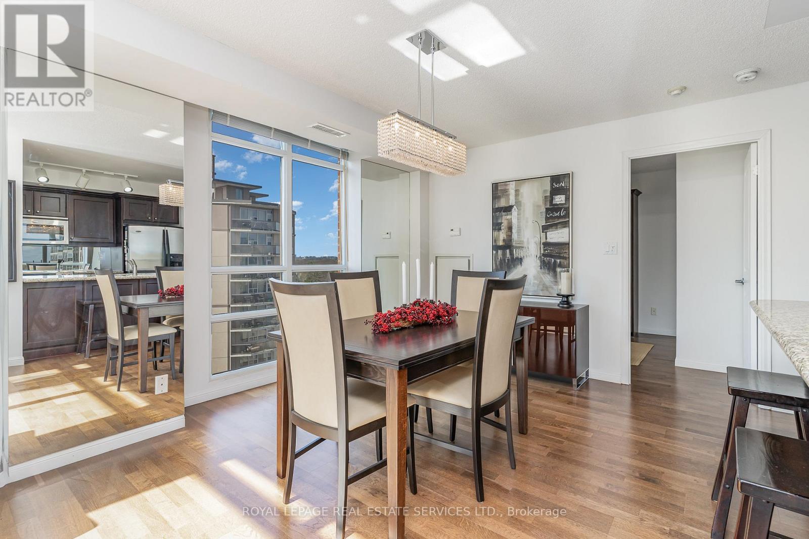 1203 - 900 Mount Pleasant Road, Toronto, Ontario  M4P 3J9 - Photo 8 - C12437170