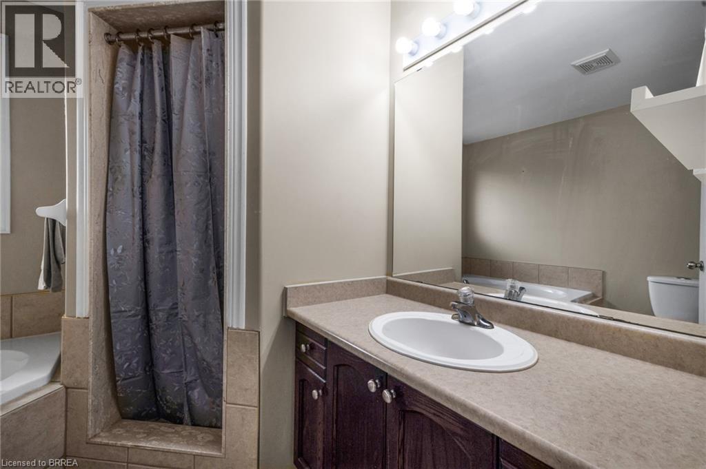 32 Turquoise Drive, Hamilton, Ontario  L8W 4A4 - Photo 13 - 40779255