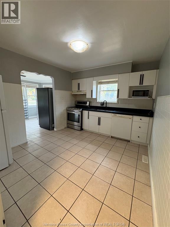 909 Monmouth, Windsor, Ontario  N8Y 3L6 - Photo 18 - 25028519