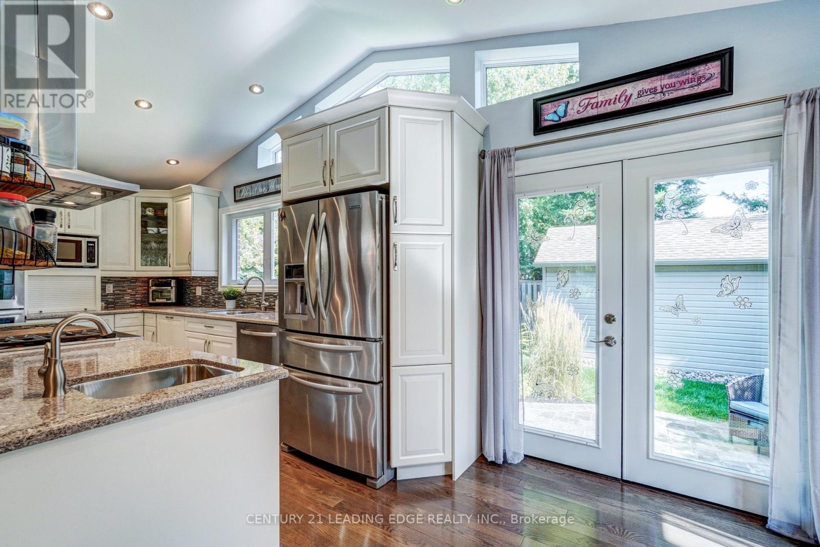 7 Dingley Court, Ajax, Ontario  L1S 6B5 - Photo 19 - E12531706