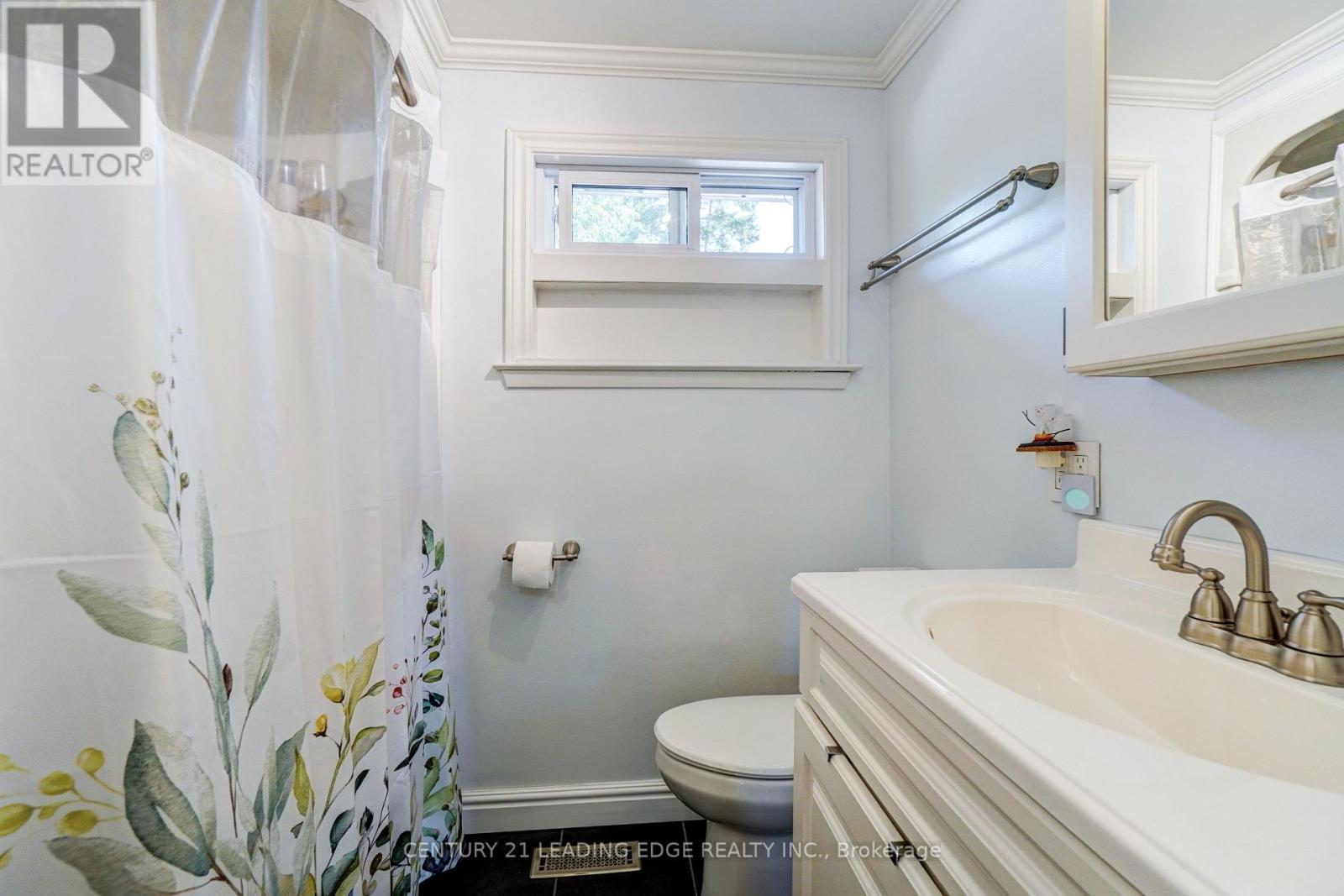 7 Dingley Court, Ajax, Ontario  L1S 6B5 - Photo 30 - E12531706