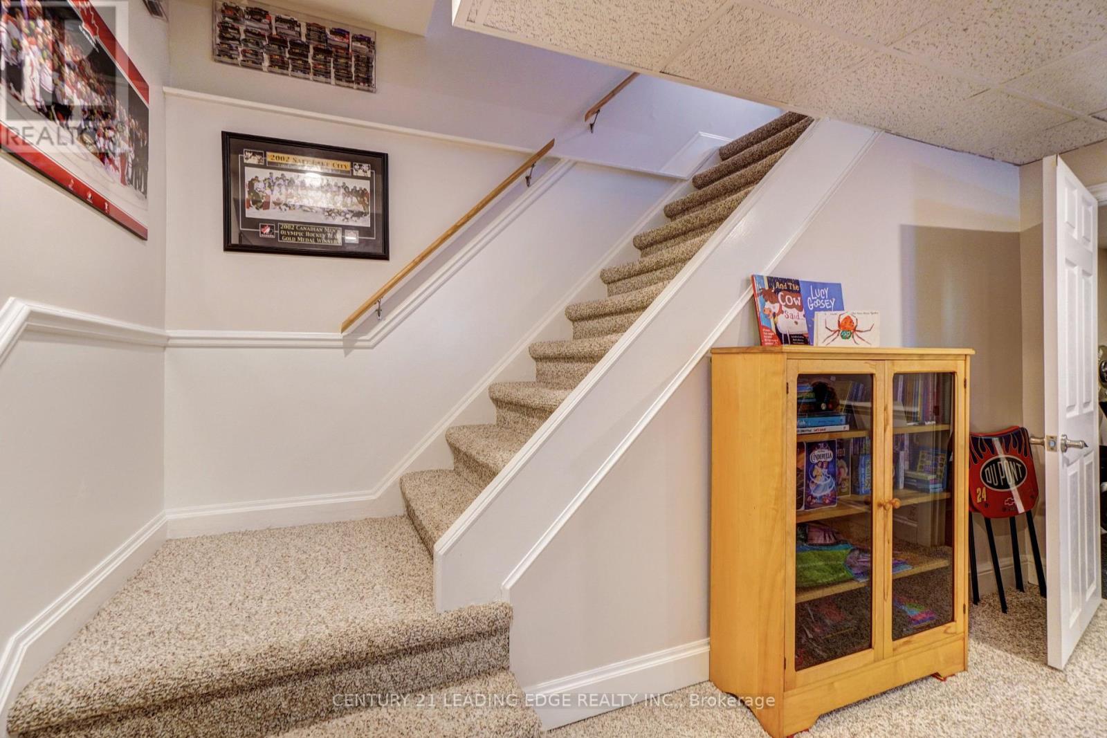 7 Dingley Court, Ajax, Ontario  L1S 6B5 - Photo 31 - E12531706