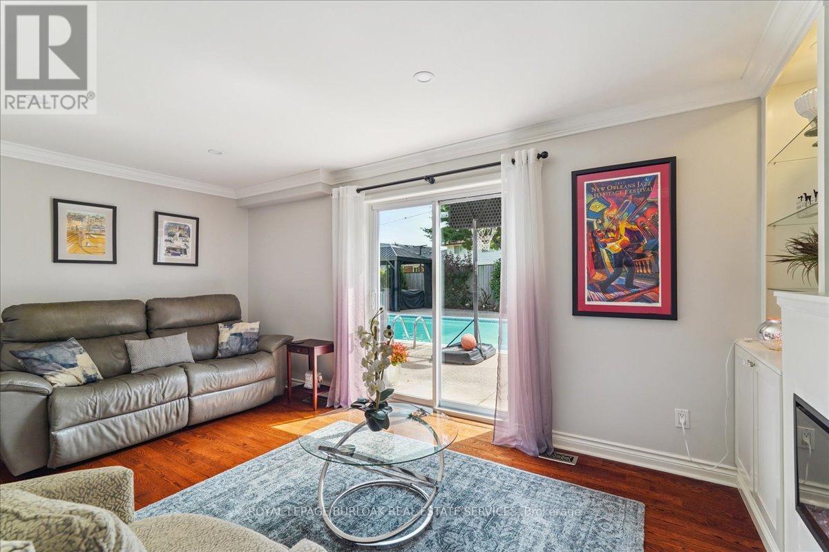 510 Fenwick Place, Burlington, Ontario  L7N 2W8 - Photo 16 - W12412042