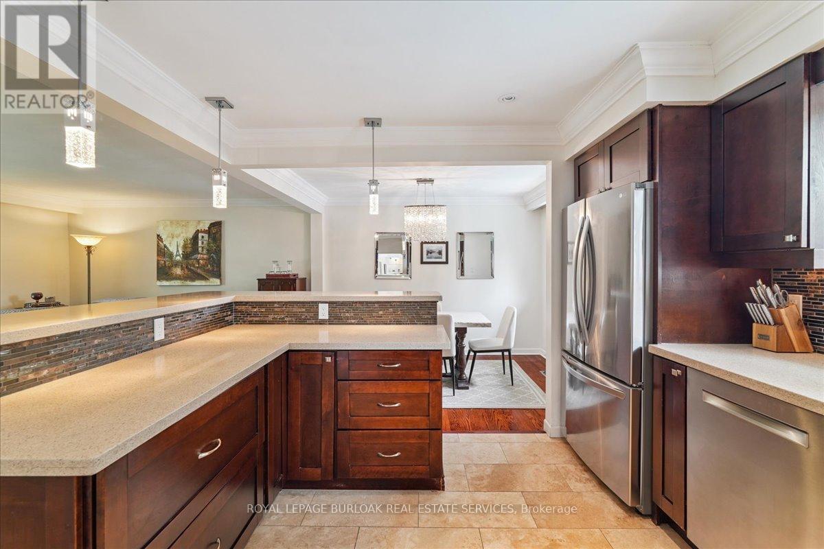 510 Fenwick Place, Burlington, Ontario  L7N 2W8 - Photo 12 - W12412042