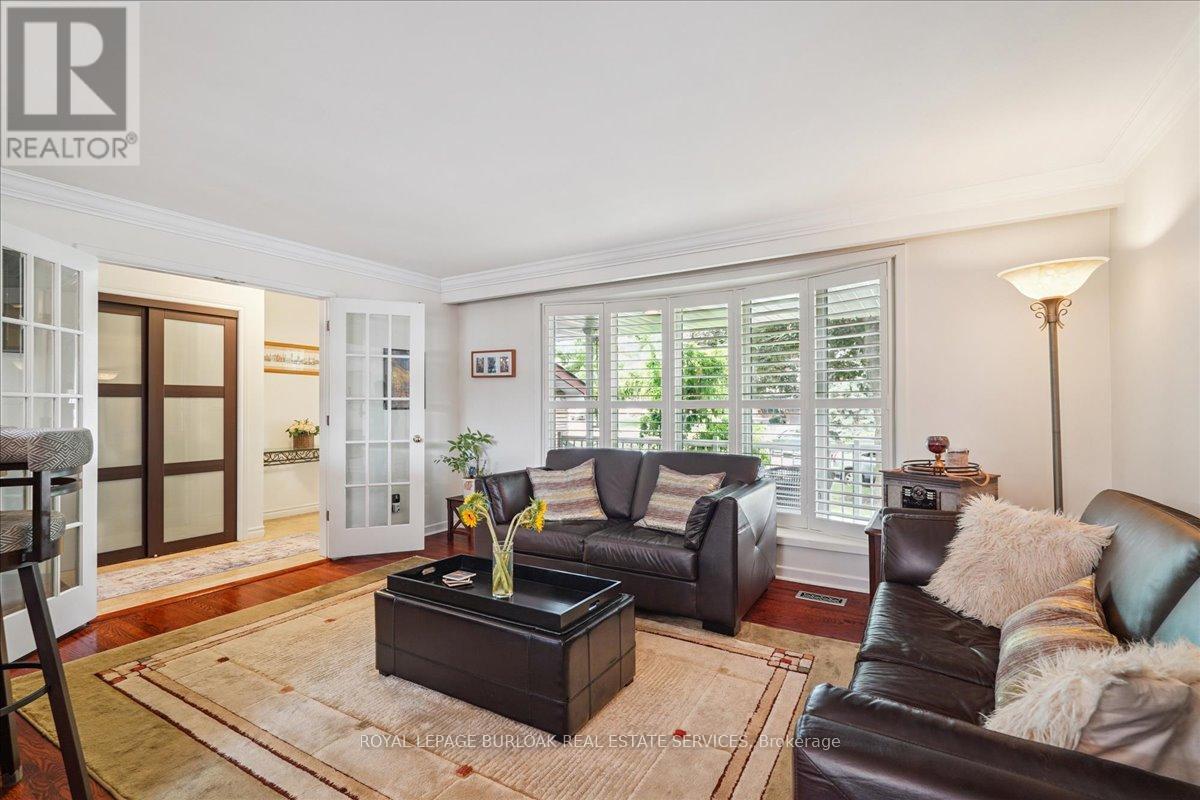 510 Fenwick Place, Burlington, Ontario  L7N 2W8 - Photo 8 - W12412042