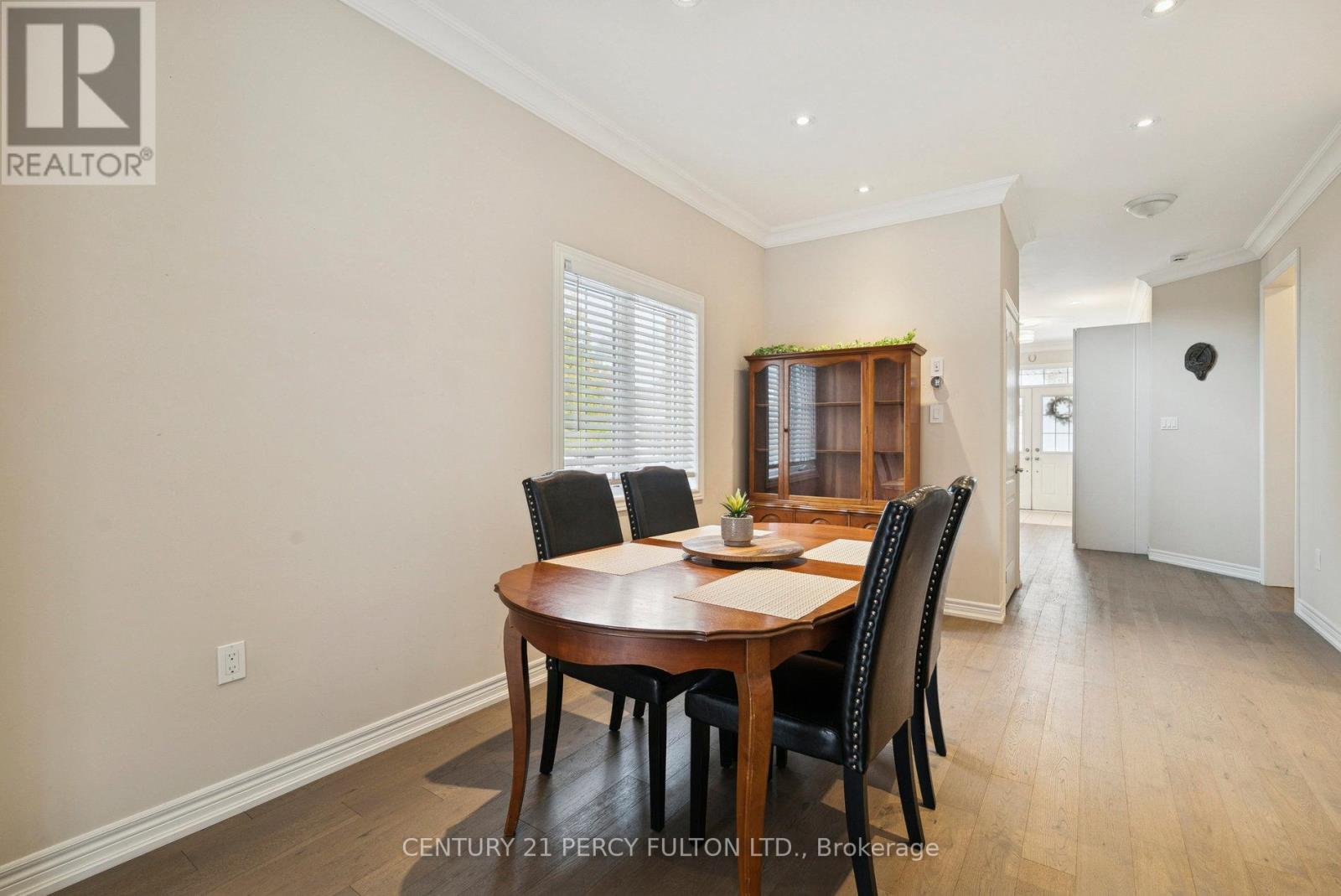 2 Prosser Crescent, Georgina, Ontario  L0E 1R0 - Photo 11 - N12531686