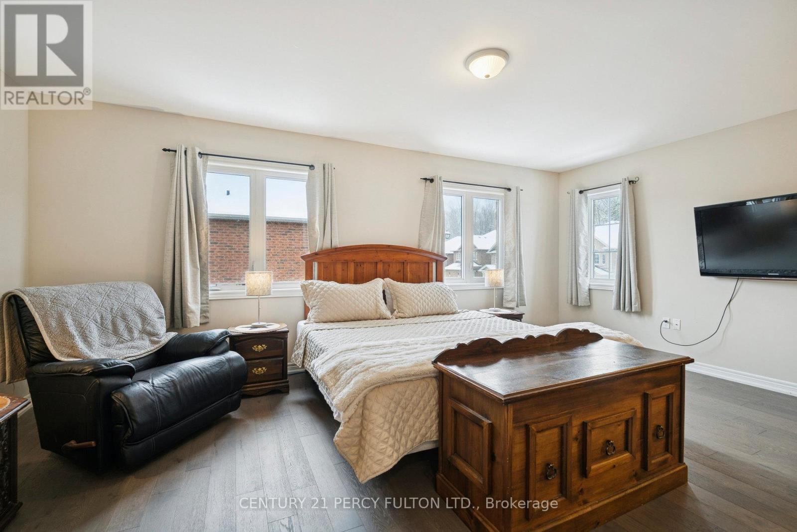 2 Prosser Crescent, Georgina, Ontario  L0E 1R0 - Photo 25 - N12531686