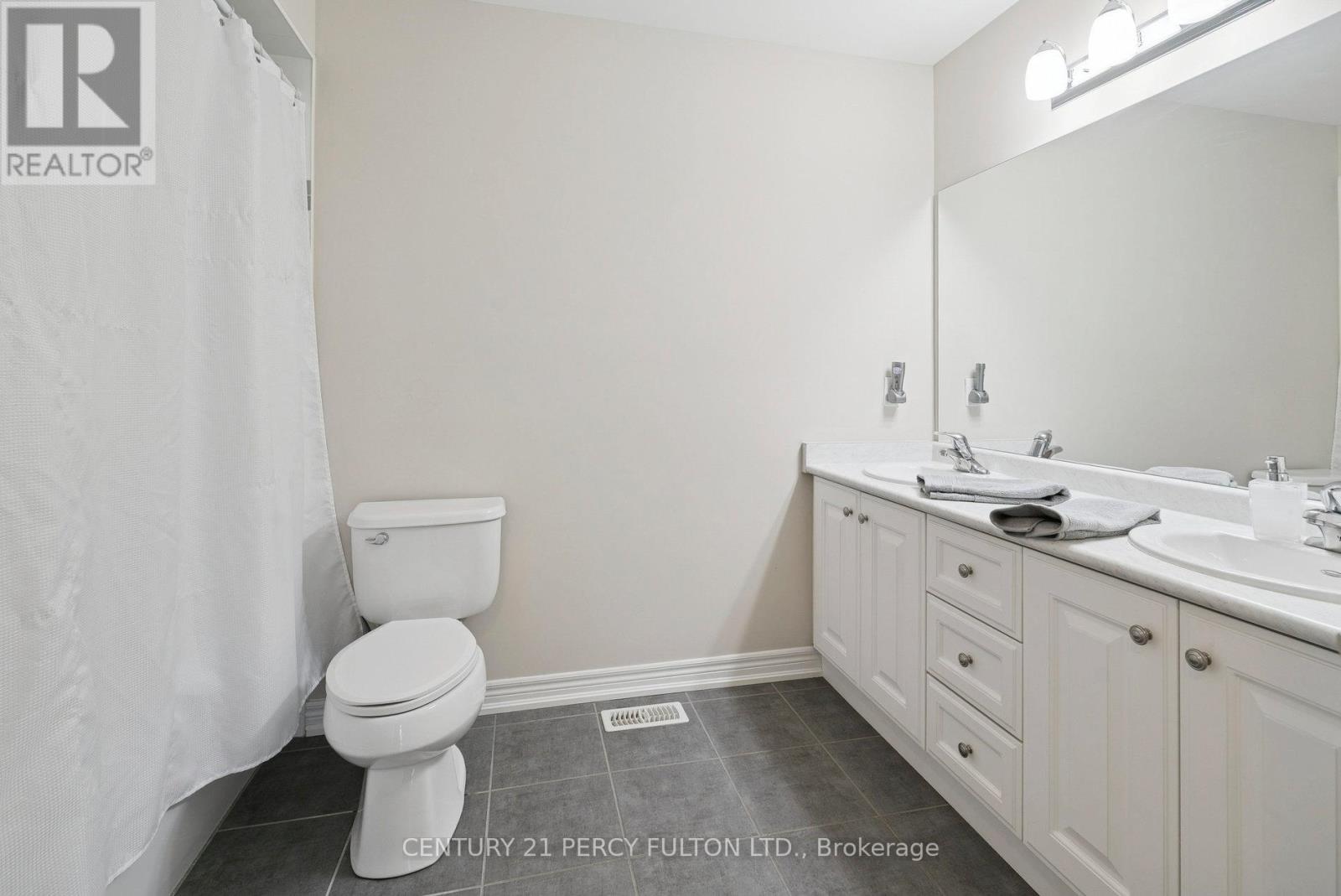 2 Prosser Crescent, Georgina, Ontario  L0E 1R0 - Photo 38 - N12531686