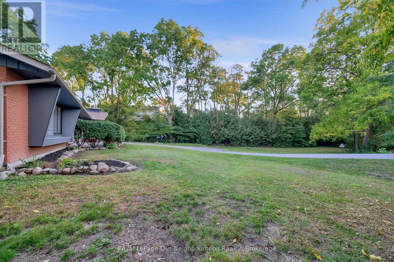 1539 Finch Avenue, Pickering, Ontario  L1V 1K2 - Photo 5 - E12531720