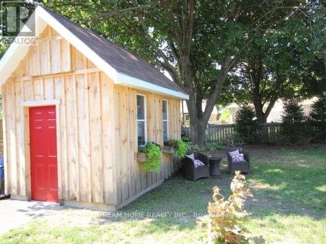 110 Johnson Street, Barrie, Ontario  L4M 4R5 - Photo 11 - S12531698