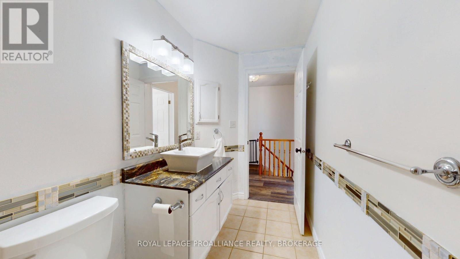 878 Walker Court, Kingston, Ontario  K7M 8L2 - Photo 31 - X12531746