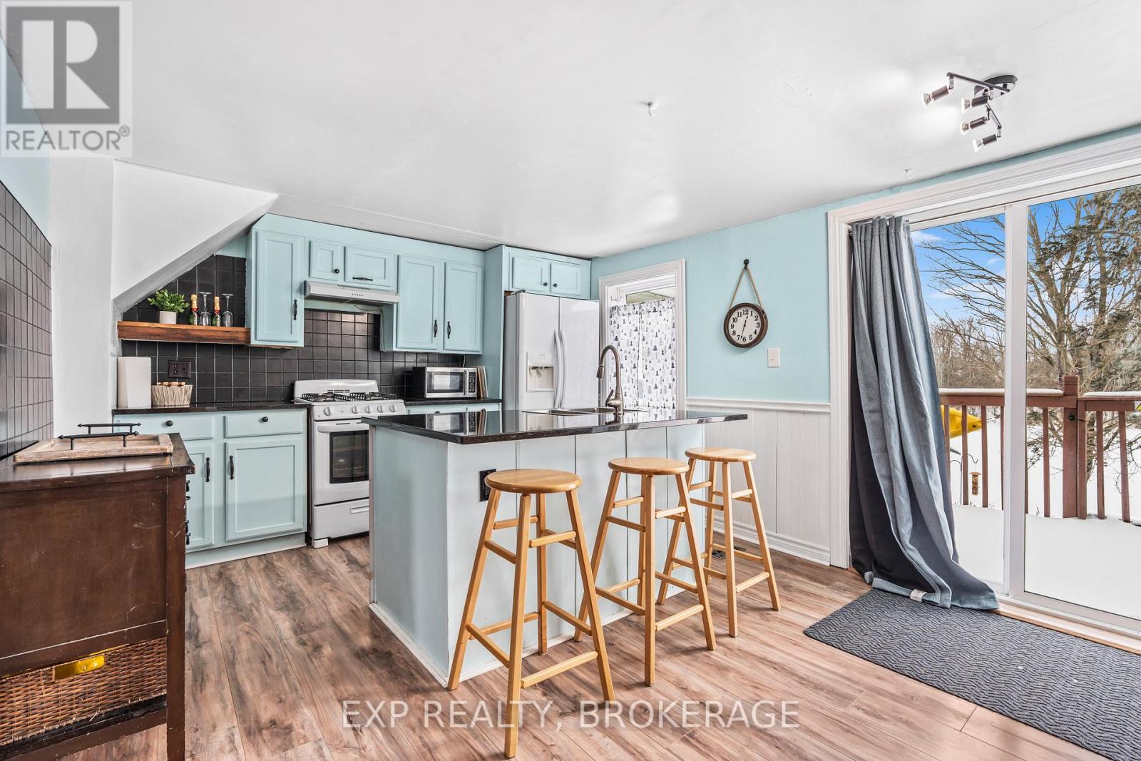 590 Queen Street, Gananoque, Ontario K7G 2B1 - Photo 10 - X12531814