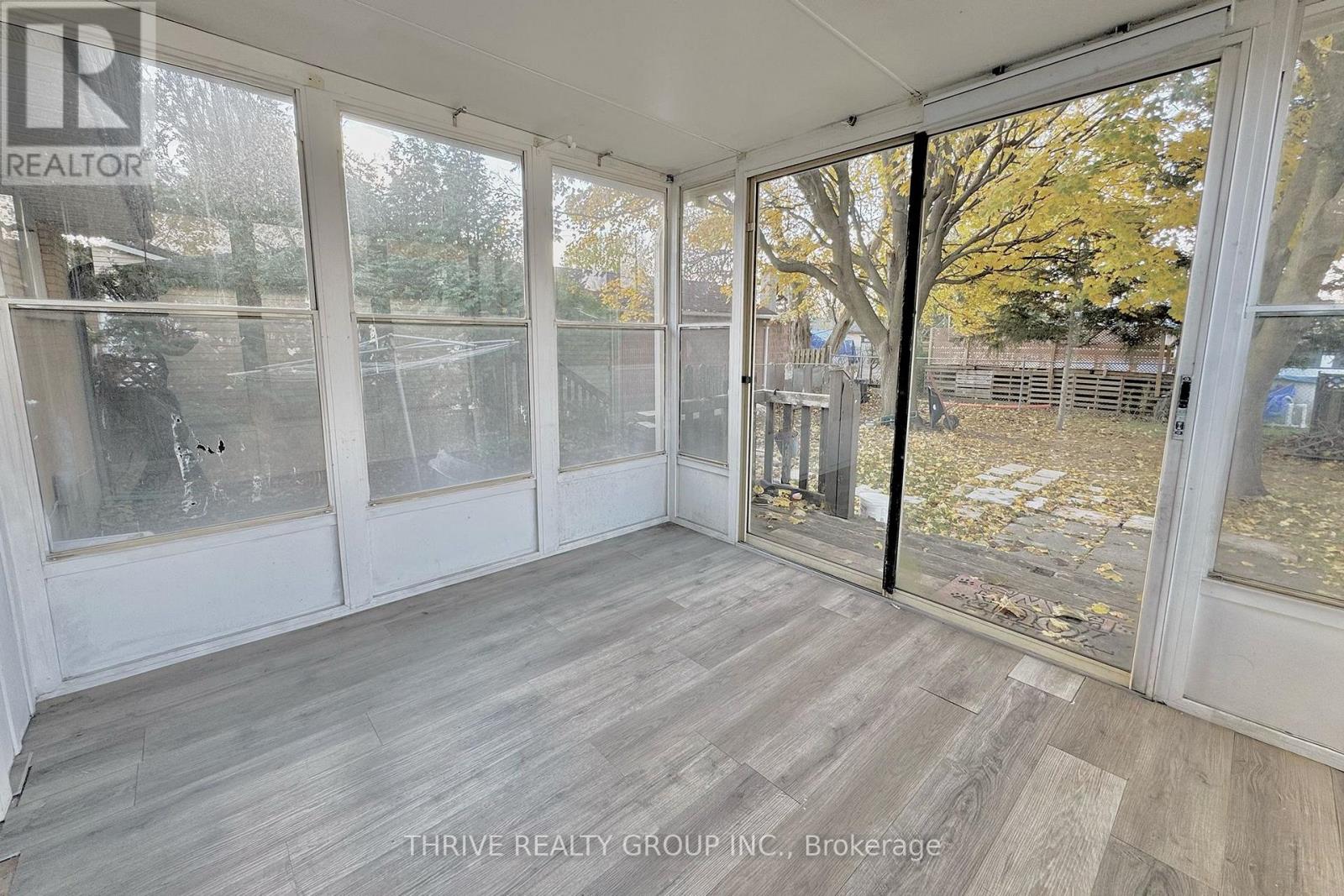 Upper - 173 Bancroft Road, London East, Ontario N5V 1E1 - Photo 10 - X12531774