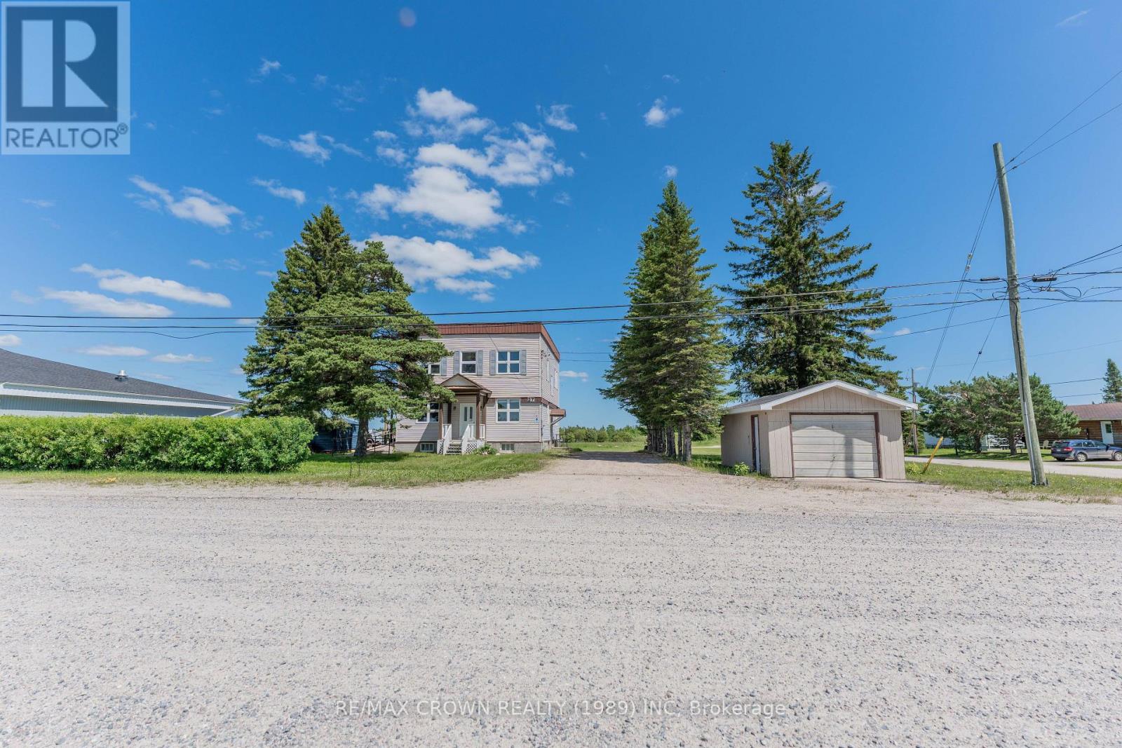 Fauquier - 27 Grzela Road, Kapuskasing, Ontario P0L 1G0 - Photo 1 - T12531810