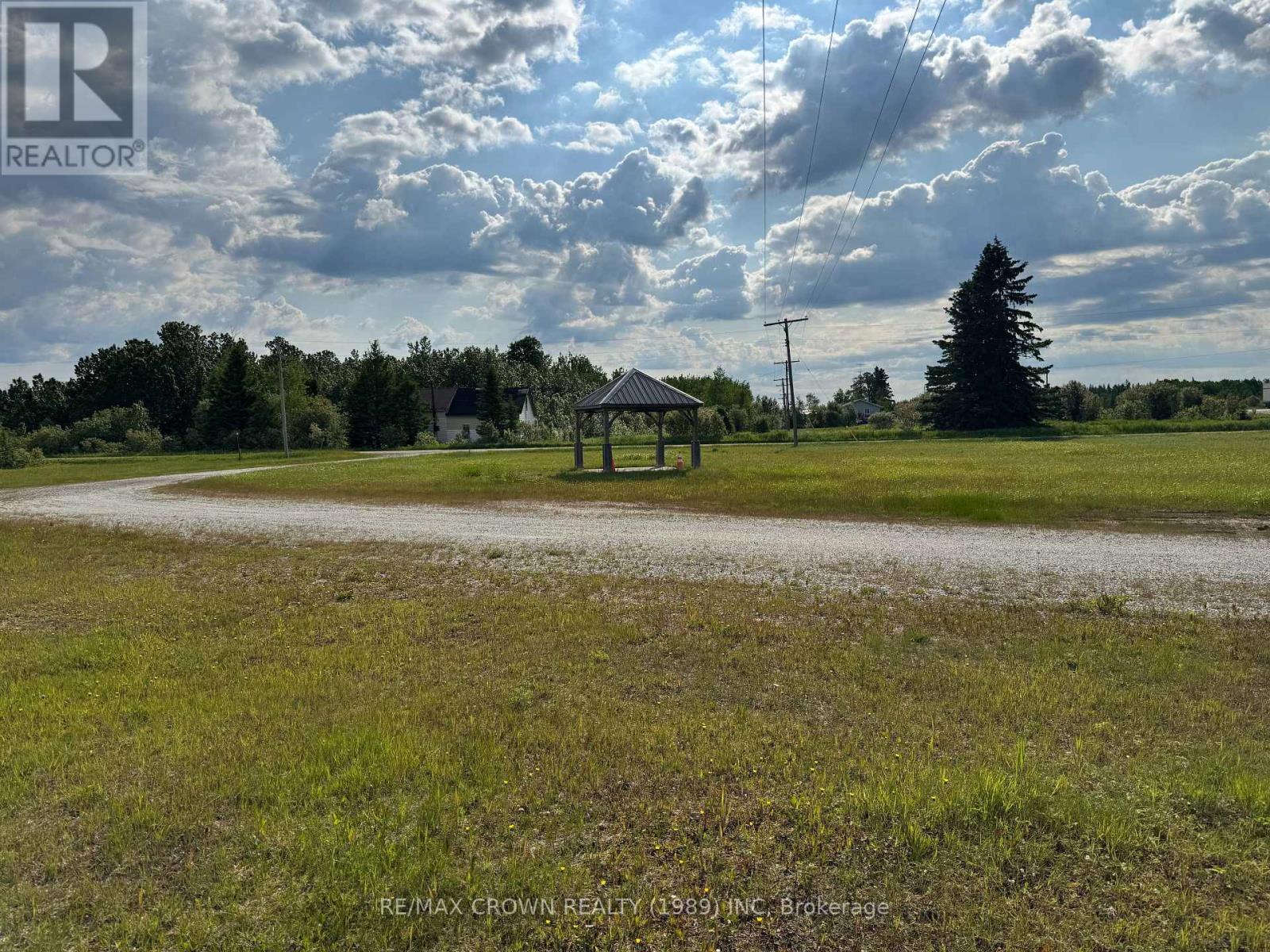 Fauquier-Strickland - 800 Cloutier Road, Kapuskasing, Ontario P0L 2C0 - Photo 11 - T12531818