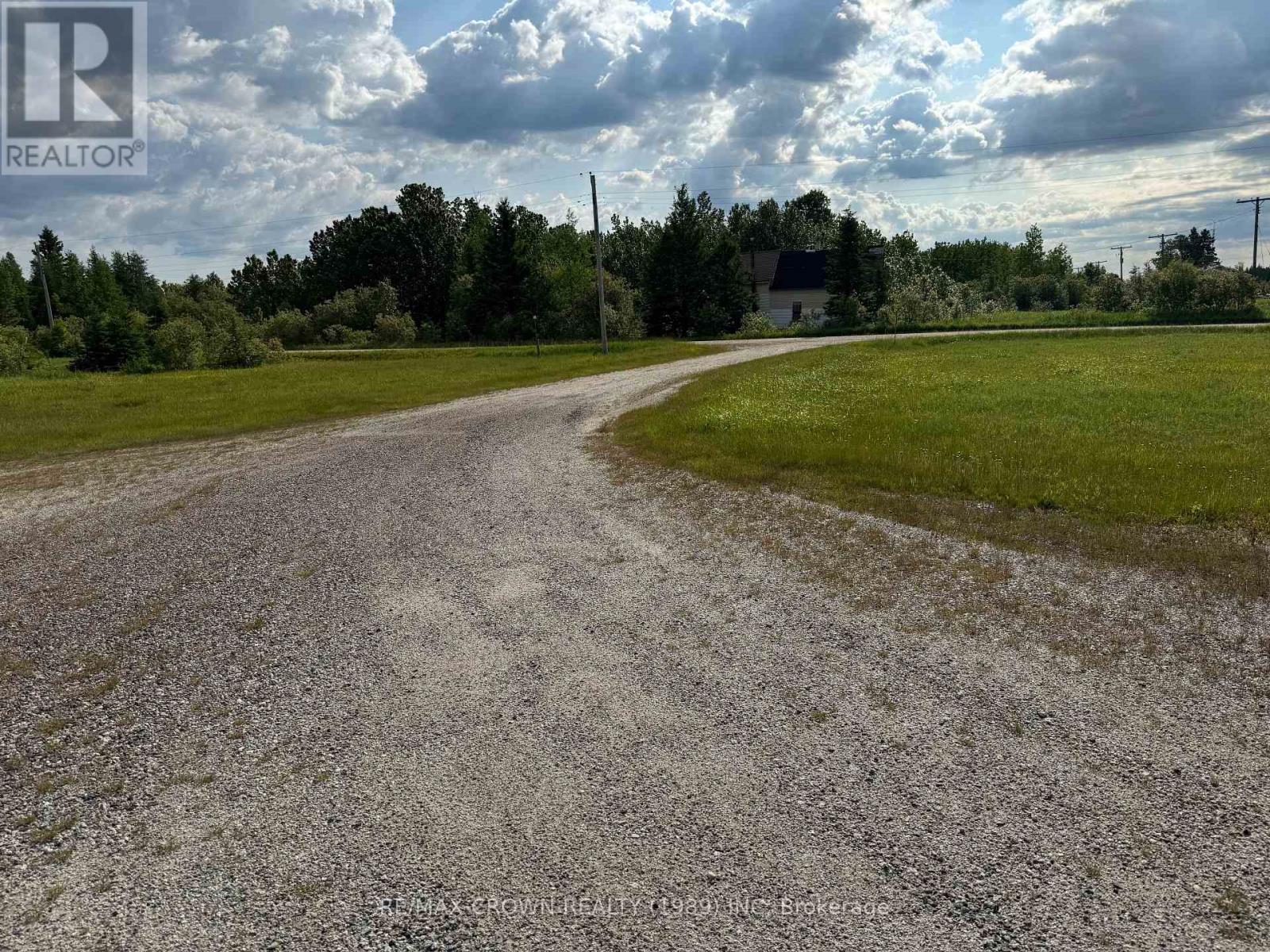 Fauquier-Strickland - 800 Cloutier Road, Kapuskasing, Ontario P0L 2C0 - Photo 5 - T12531818