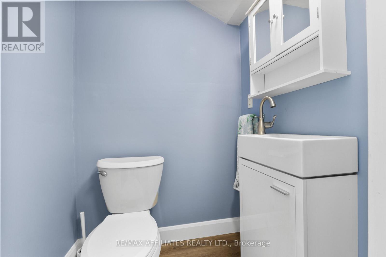 79 Henry Street, Merrickville-Wolford, Ontario  K0G 1G0 - Photo 12 - X12531754