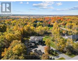 131 CHERRYHILL DRIVE, Ottawa, Ontario