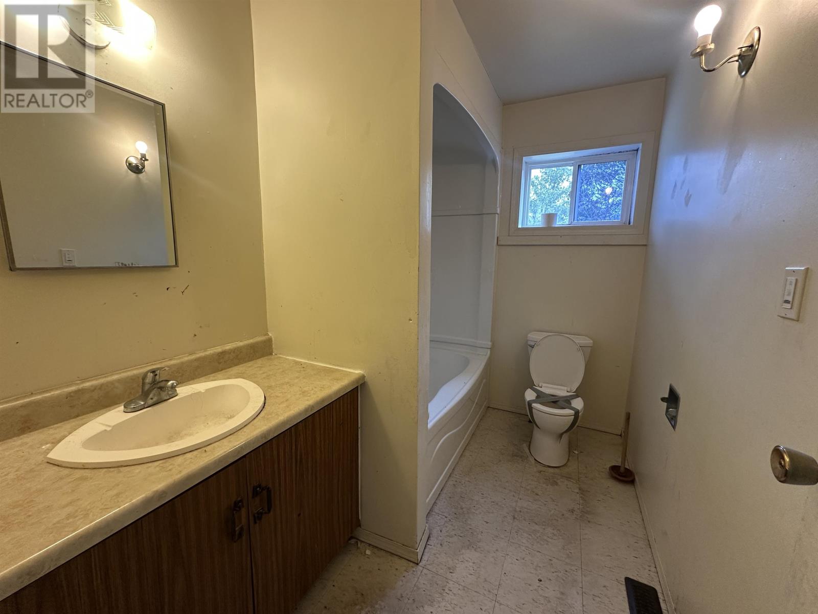 5 Northern Cres, Armstrong Station, Ontario  P0T 1A0 - Photo 15 - TB253398