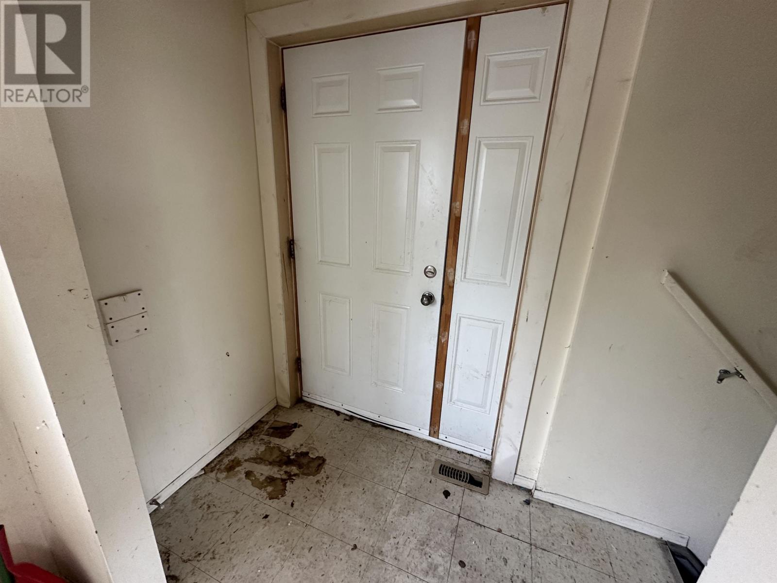 5 Northern Cres, Armstrong Station, Ontario  P0T 1A0 - Photo 21 - TB253398