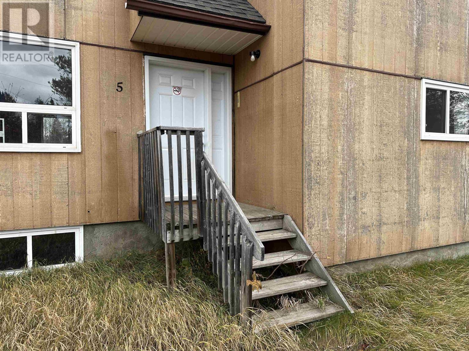 5 Northern Cres, Armstrong Station, Ontario  P0T 1A0 - Photo 2 - TB253398