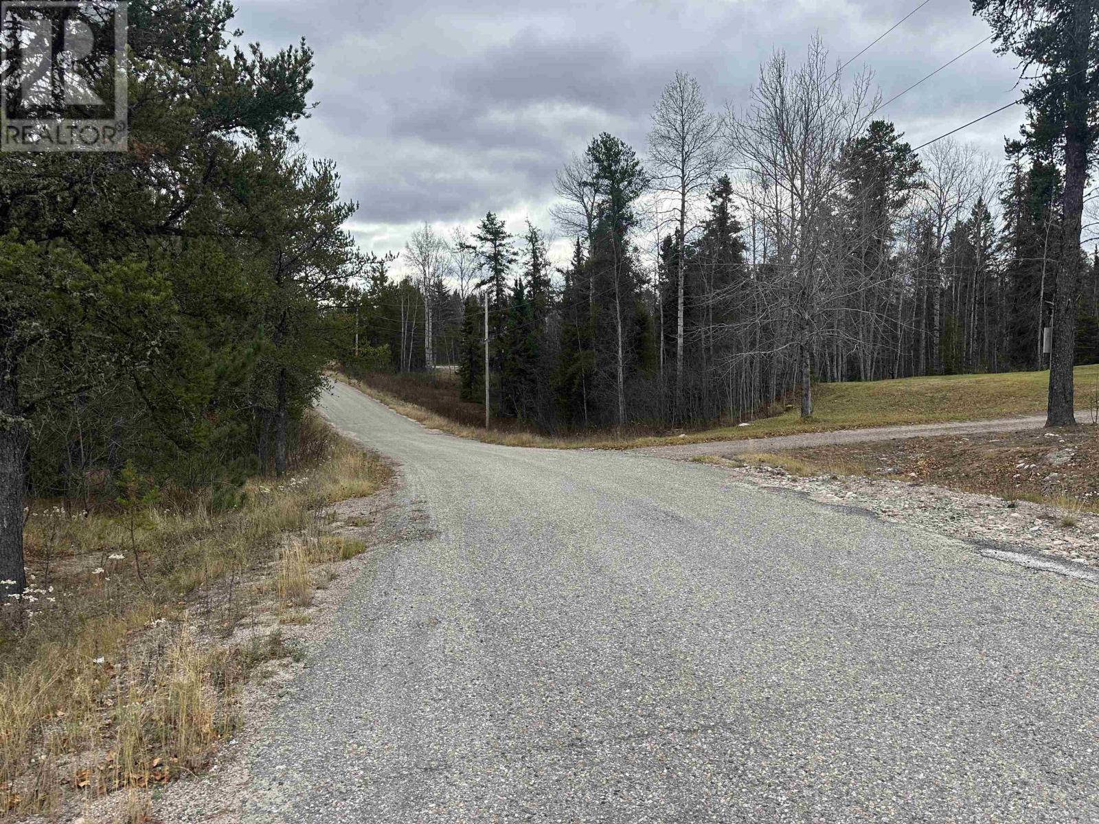 5 Northern Cres, Armstrong Station, Ontario  P0T 1A0 - Photo 50 - TB253398