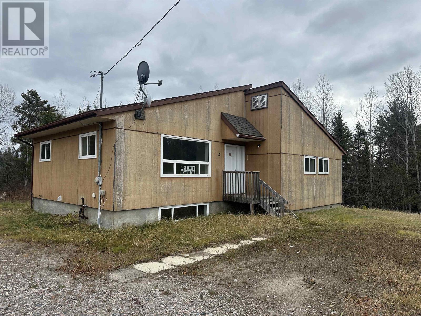 5 Northern Cres, Armstrong Station, Ontario  P0T 1A0 - Photo 47 - TB253398